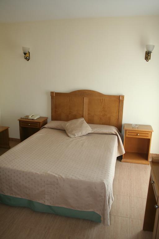 Hotel Austria 76 Sagunto Δωμάτιο φωτογραφία