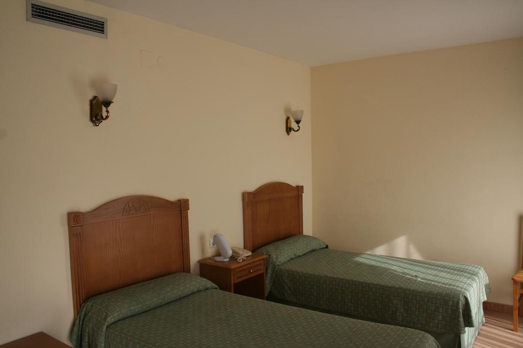 Hotel Austria 76 Sagunto Δωμάτιο φωτογραφία