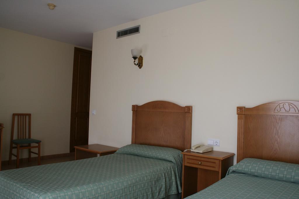 Hotel Austria 76 Sagunto Δωμάτιο φωτογραφία